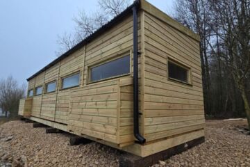 Bird Hide, 9m x 3m